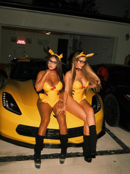 Melanie Rivers photo 199611