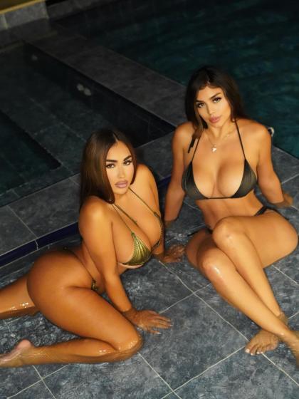 Melanie Rivers photo 199652