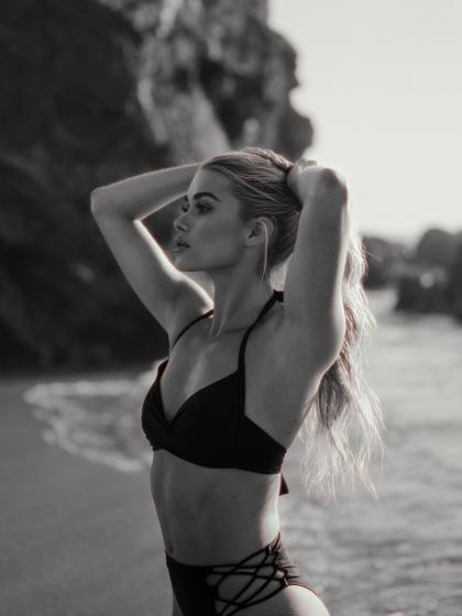 Pamela Reif photo 199684