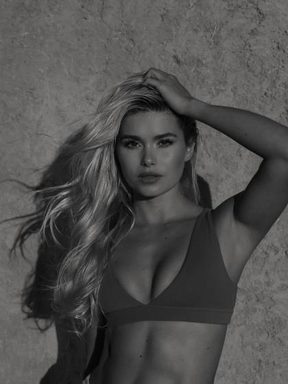 Pamela Reif photo 199760