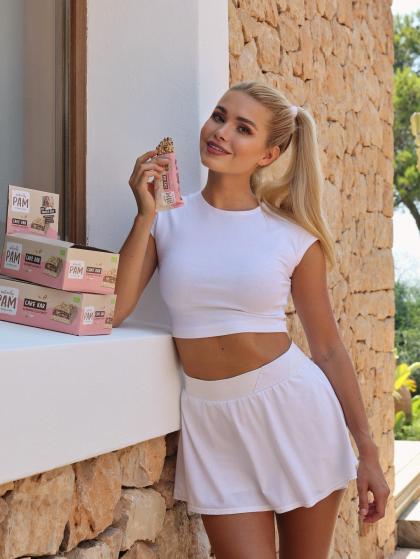 Pamela Reif photo 199848