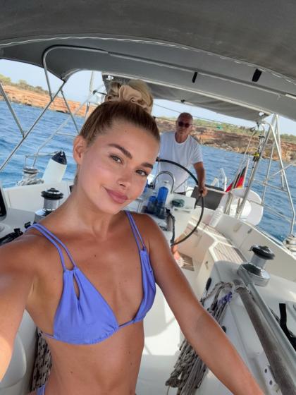 Pamela Reif photo 199855