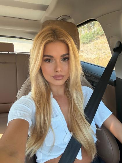 Pamela Reif photo 199856