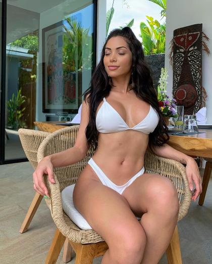 Maddy Belle photo 201011