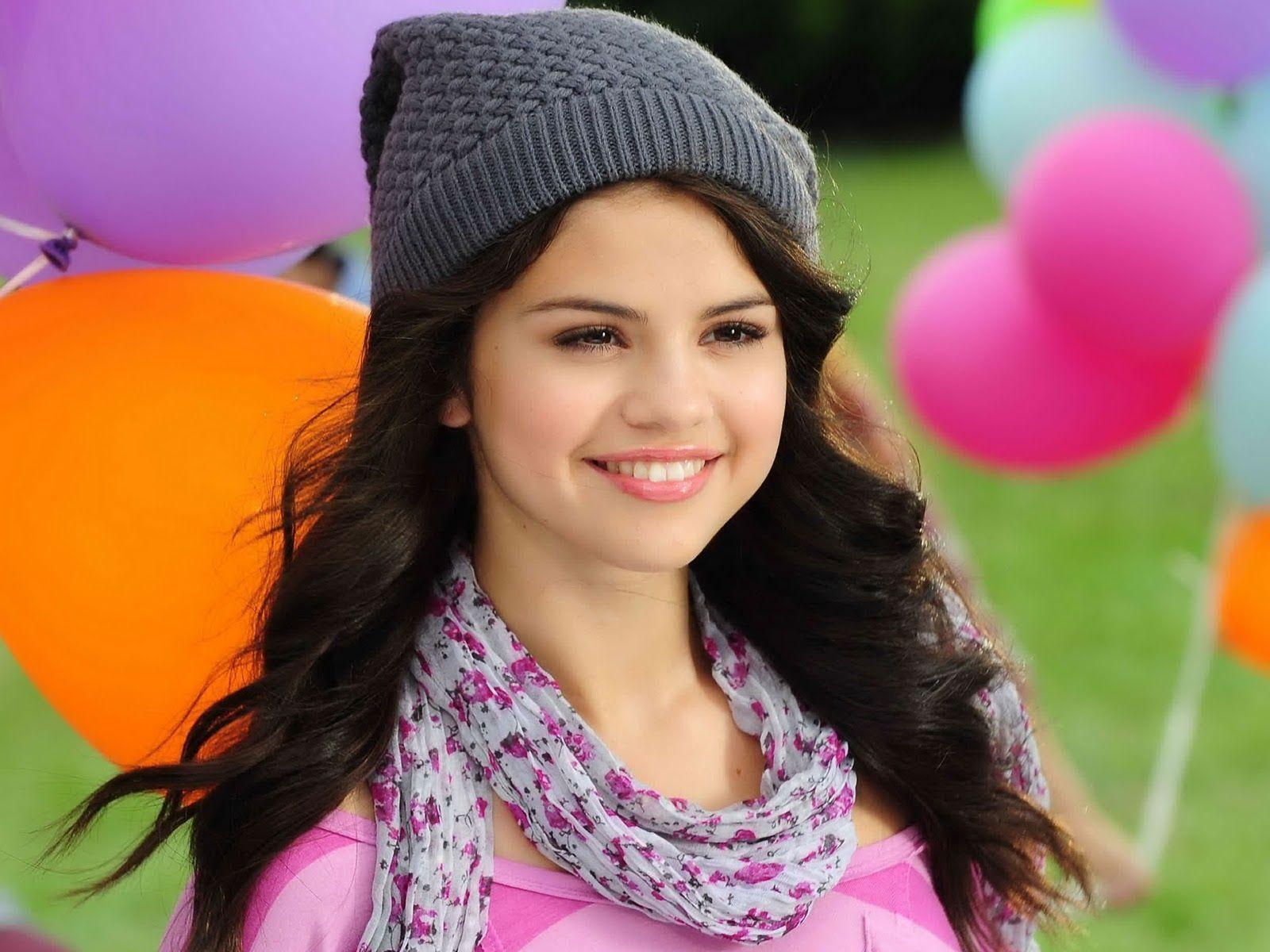 Selena Gomez #240527