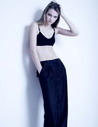 Claire de Jong #202423