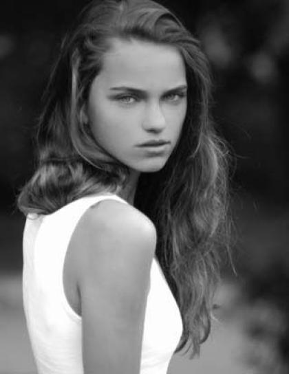 Claire de Jong photo 202409