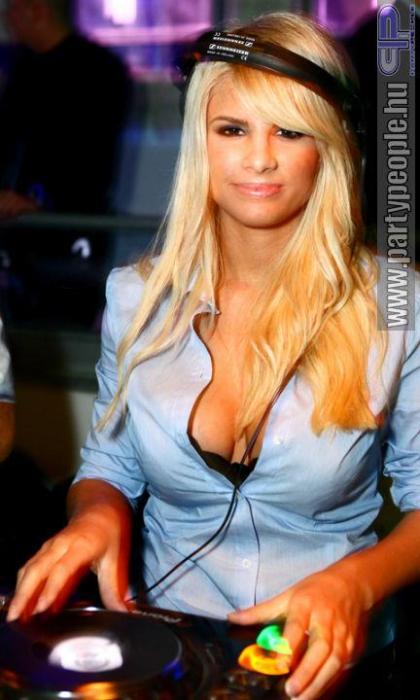 Metzker Viktoria photo 202930