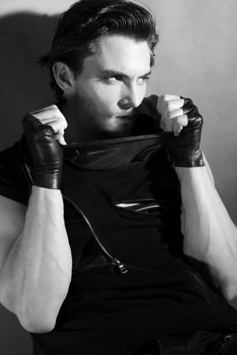 Shiloh Fernandez #202994