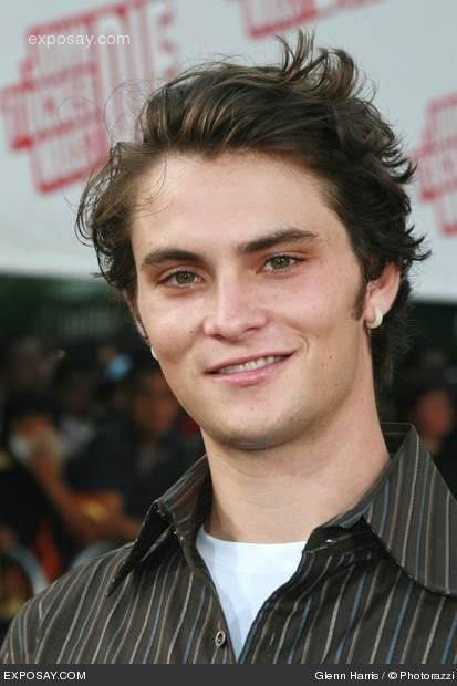 Shiloh Fernandez #202999