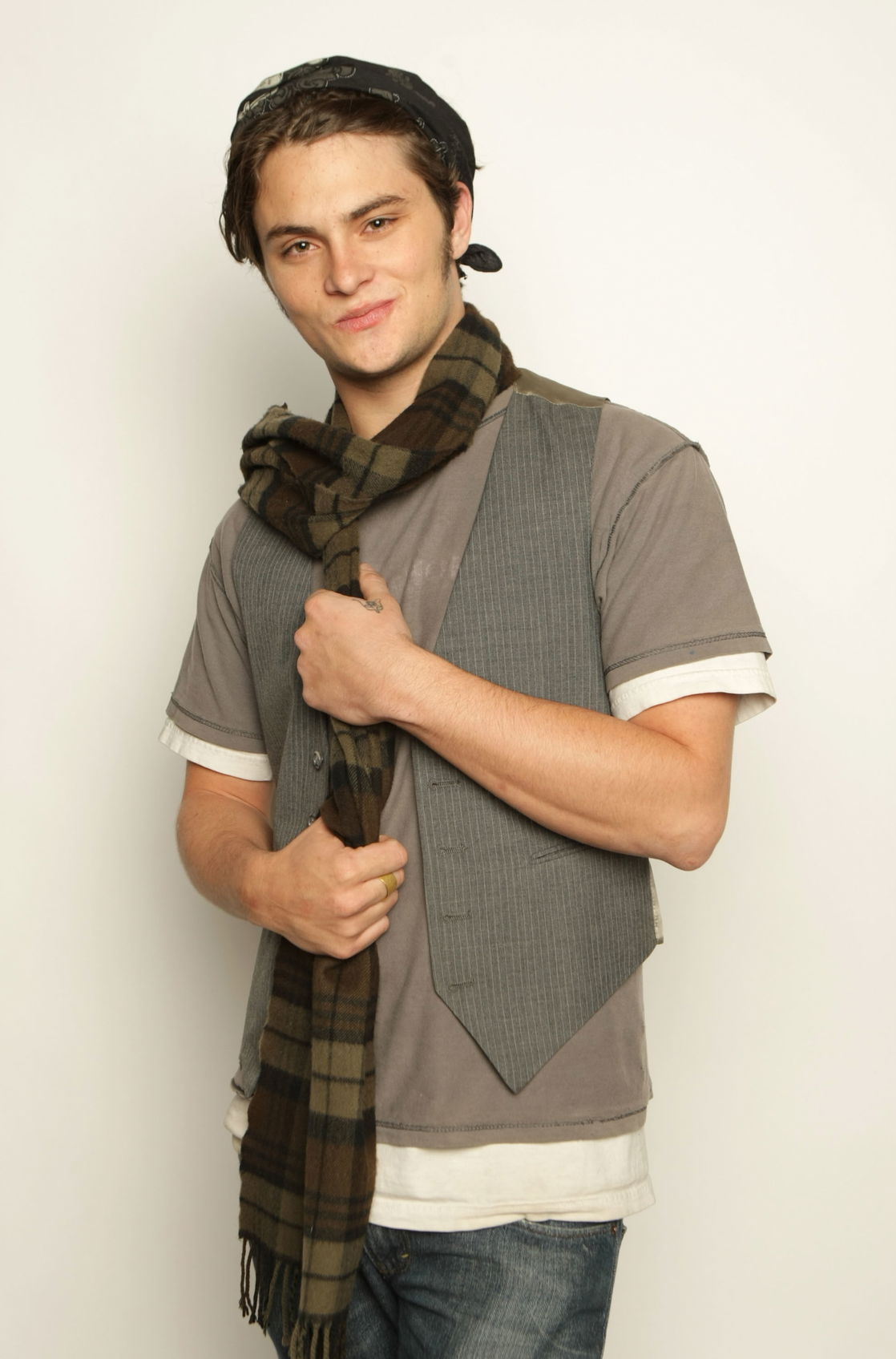 Shiloh Fernandez #203002
