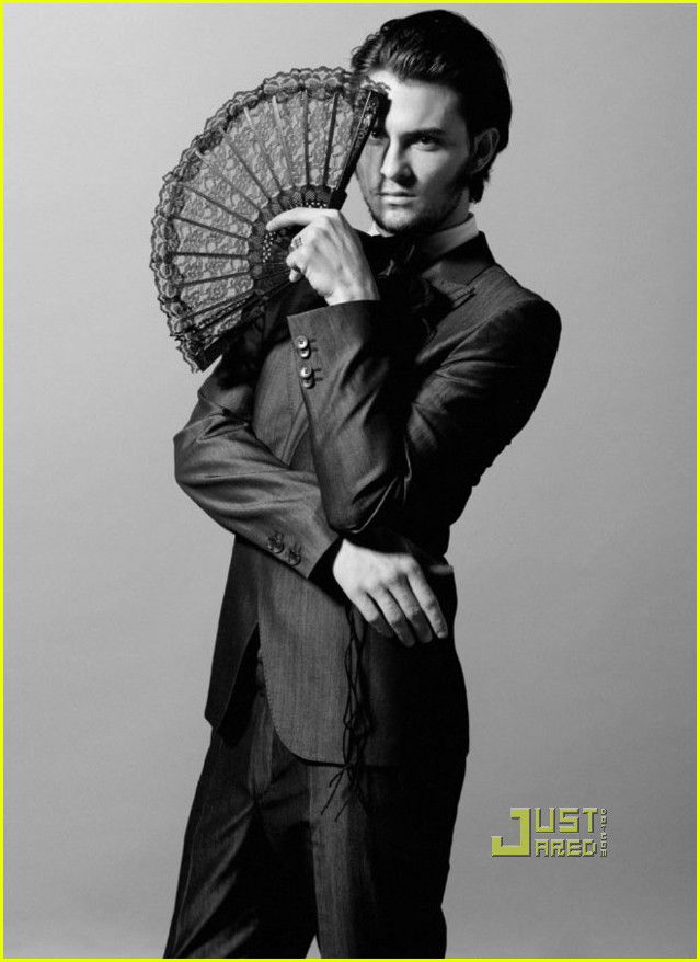 Shiloh Fernandez #203004