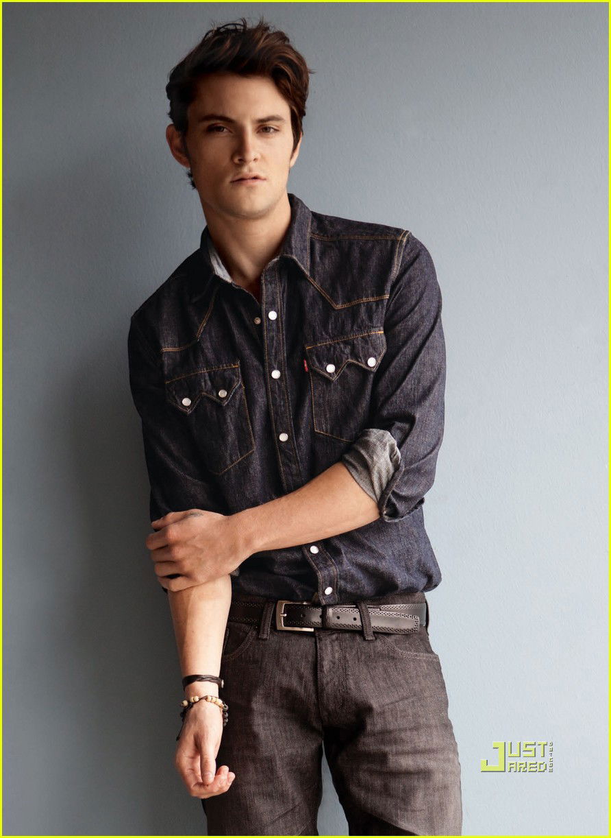 Shiloh Fernandez #203006