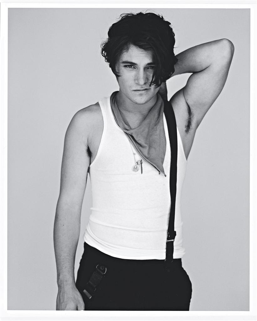 Shiloh Fernandez #203018