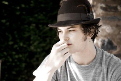Shiloh Fernandez #203024