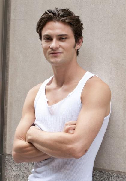 Shiloh Fernandez