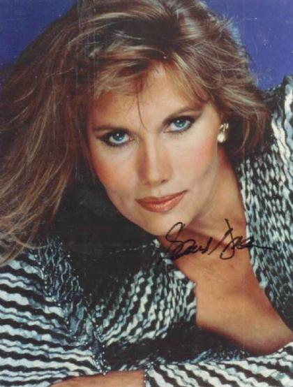 Maud Adams photo 203326