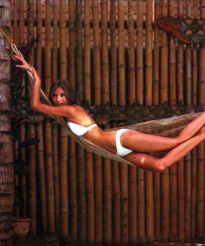 Maud Adams photo 203357