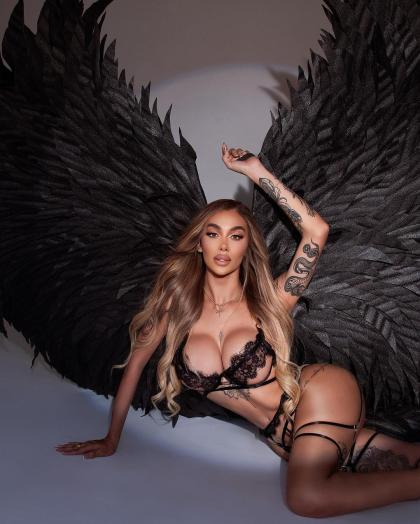 Sara Luna photo 15483