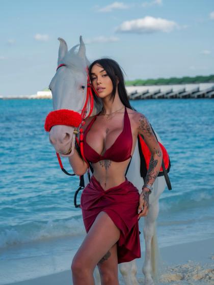 Sara Luna photo 248782