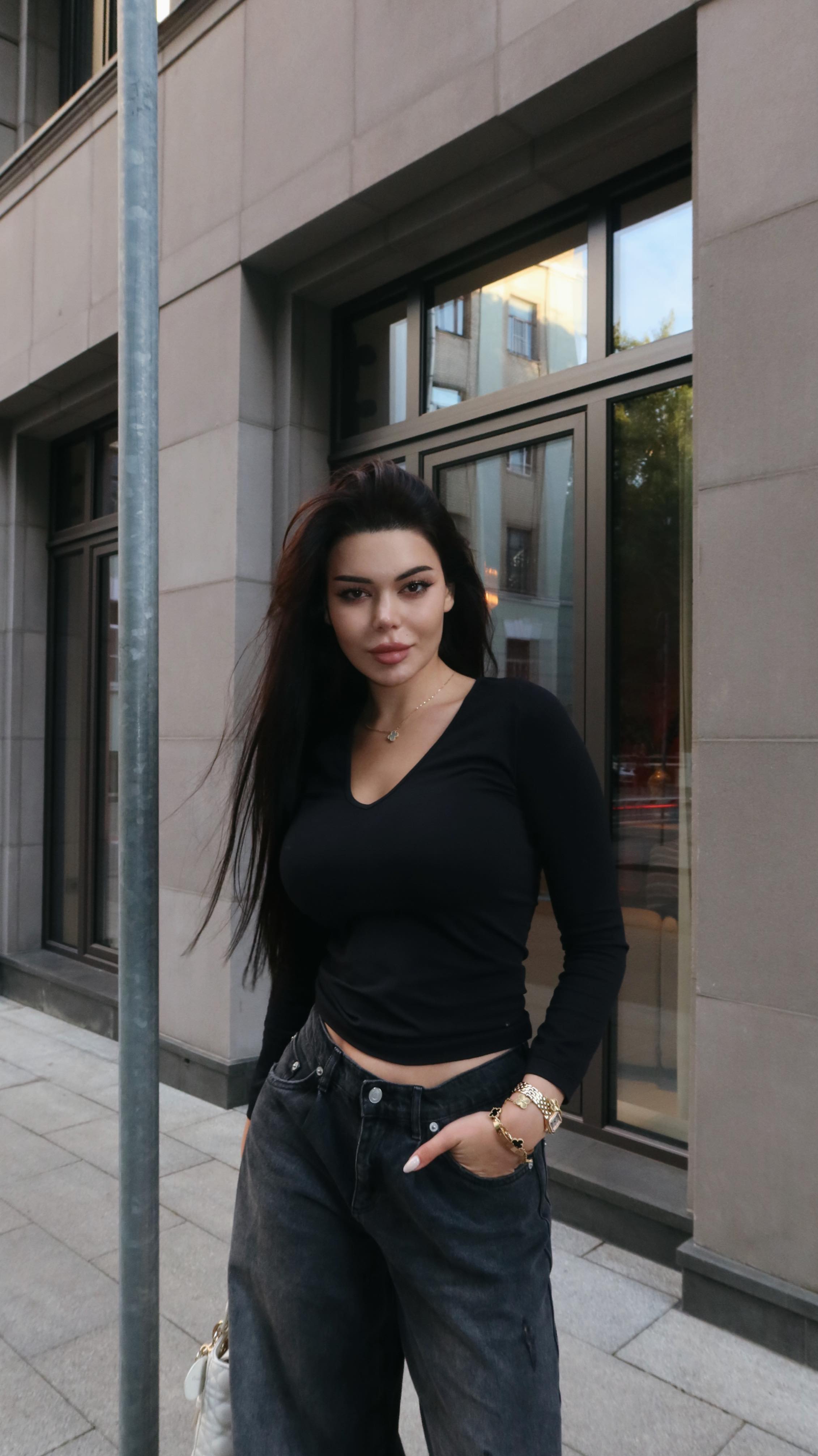 Farangiz Azizi #41626