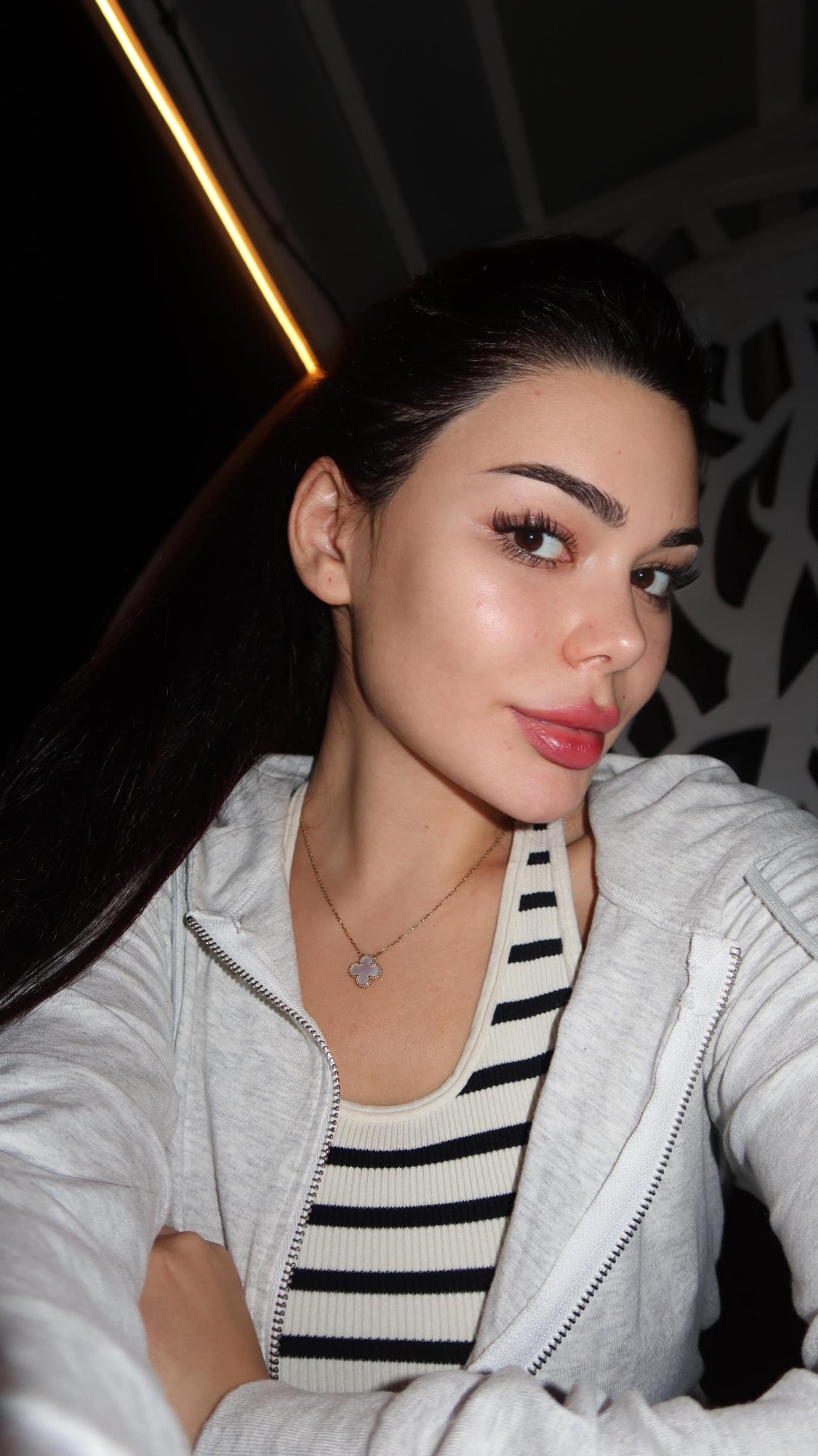 Farangiz Azizi #41638