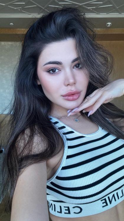 Farangiz Azizi photo 41680