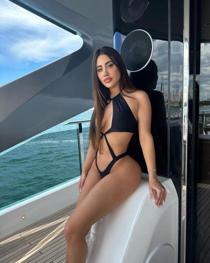 Ester Bron photo 206362