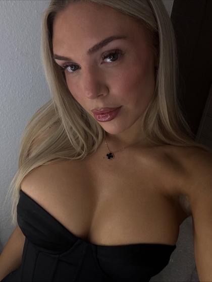 Katharina Amalia photo 206800