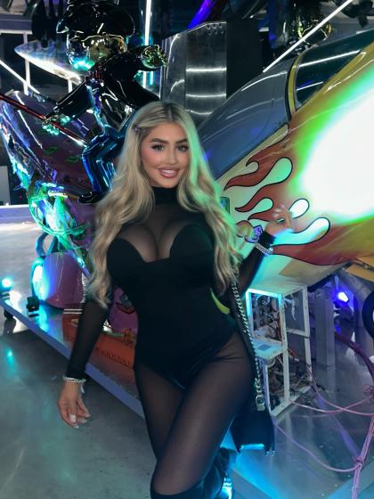 Diosa Santos photo 207823