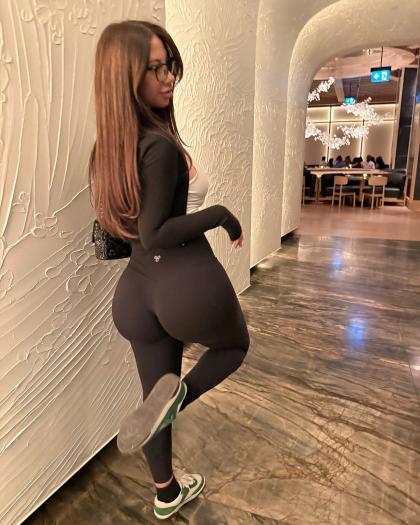 Annie Grant photo 208761