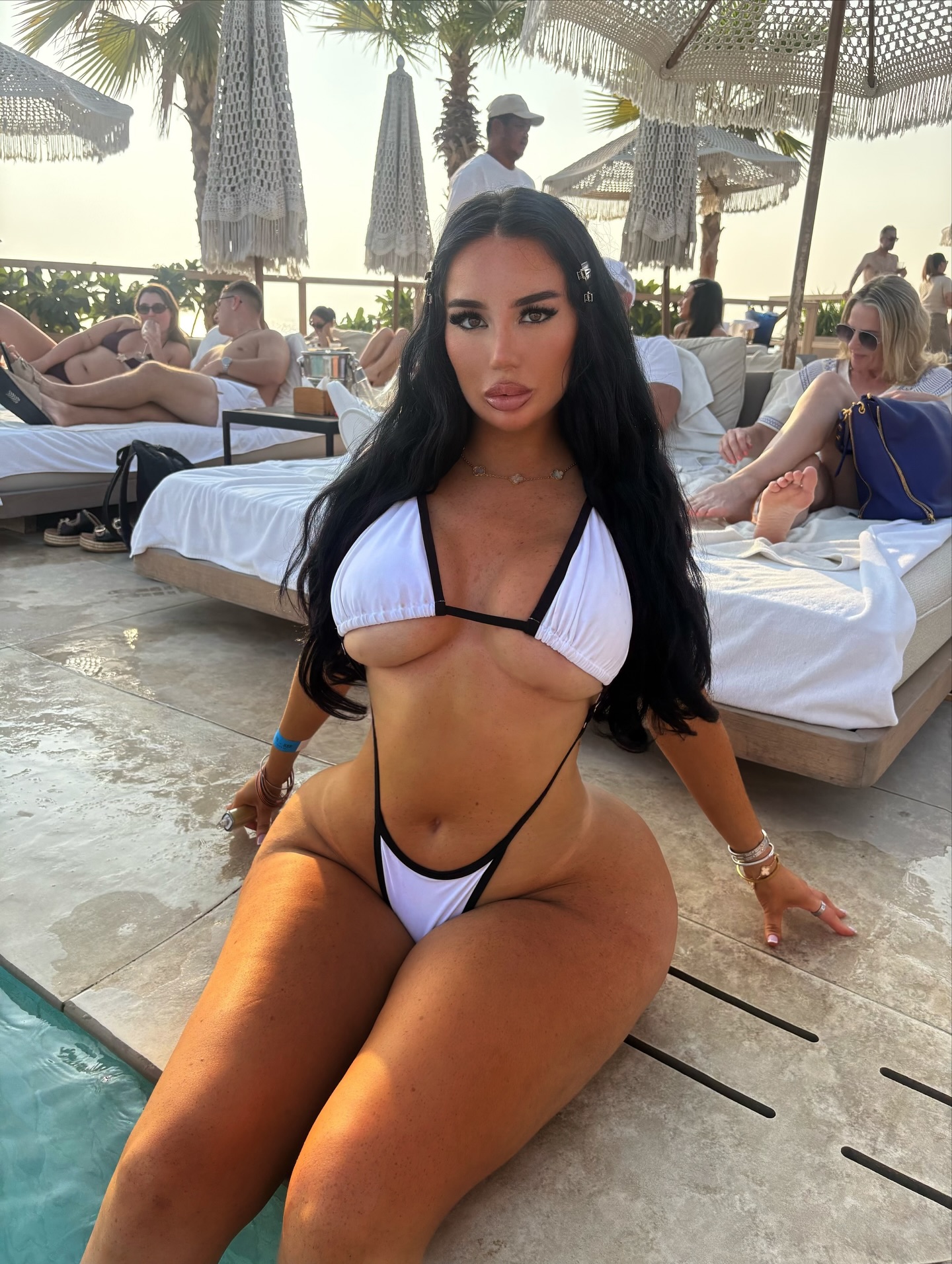 Chloe Cortinez #209319