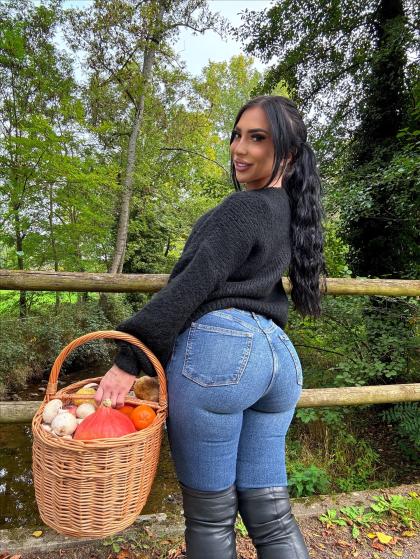 Polleen photo 209525