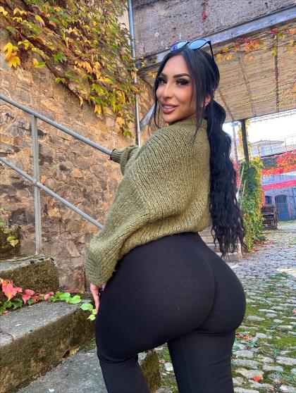 Polleen photo 209634