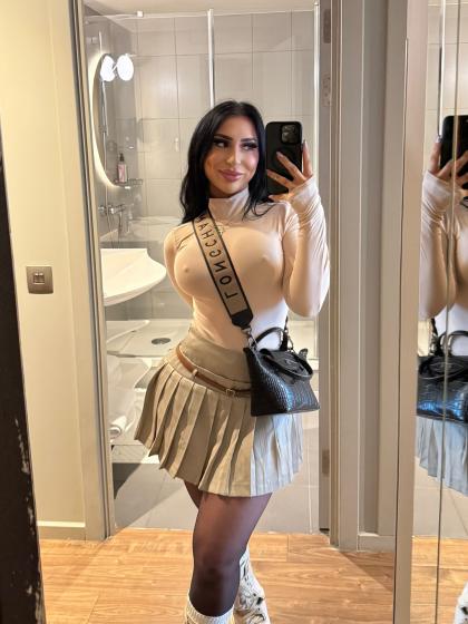 Polleen photo 209698