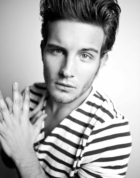 Nico Tortorella #210398