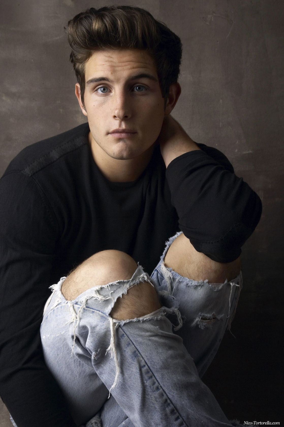 Nico Tortorella #210403