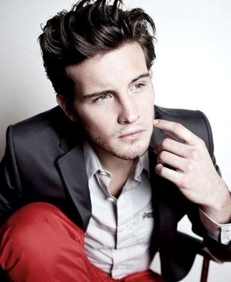 Nico Tortorella #210410