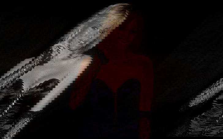 Dian Parkinson #211151