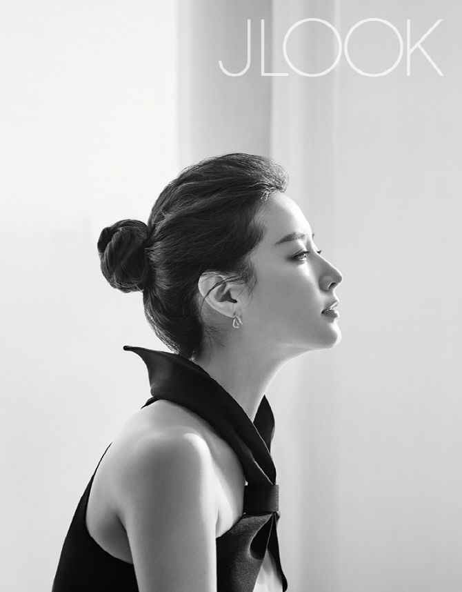 Yeong-ae Lee #211895