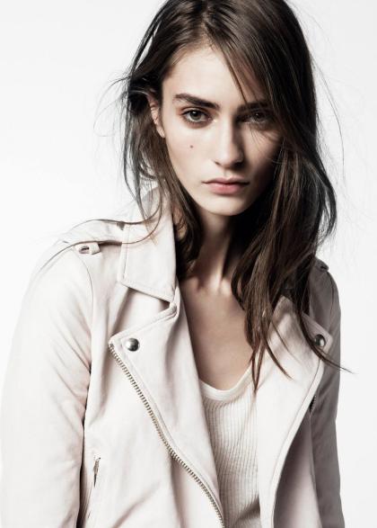 Marine Deleeuw photo 211997