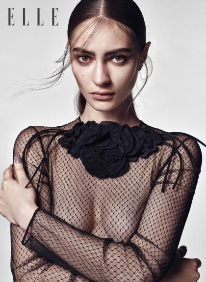 Marine Deleeuw photo 212011