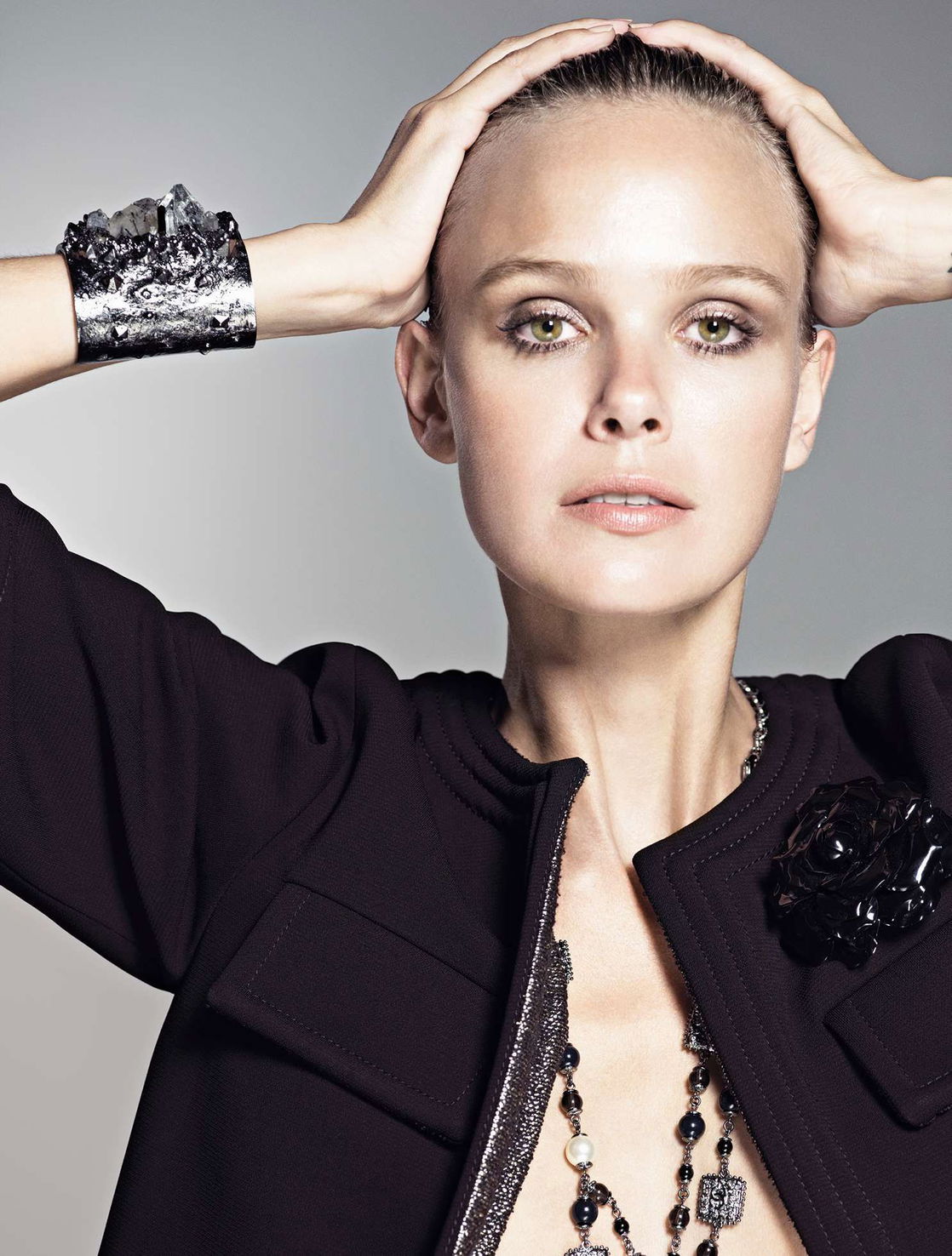 Dewi Driegen #212259