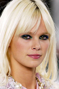 Dewi Driegen #212282