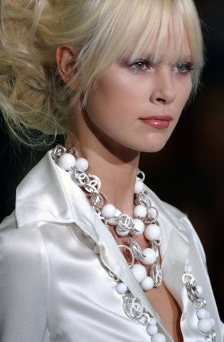 Dewi Driegen #212288