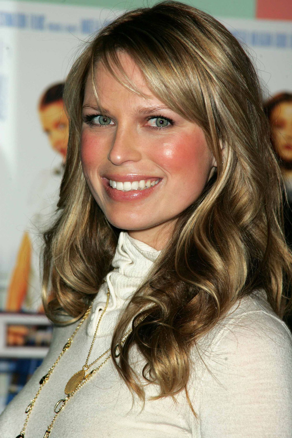 Sara Foster #213010