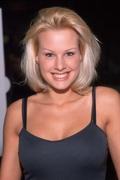 Julia Schultz photo 214254