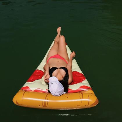 Thalia Matos photo 215022