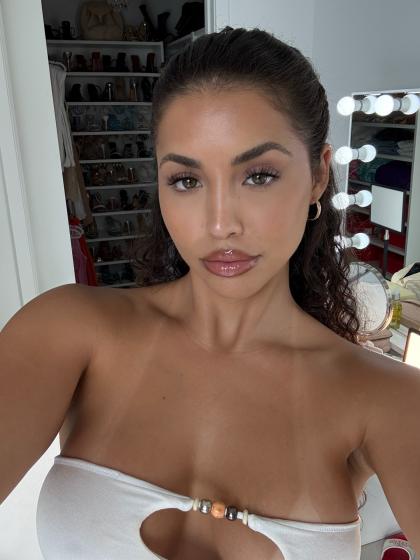 Thalia Matos photo 215057