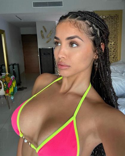 Thalia Matos photo 215063